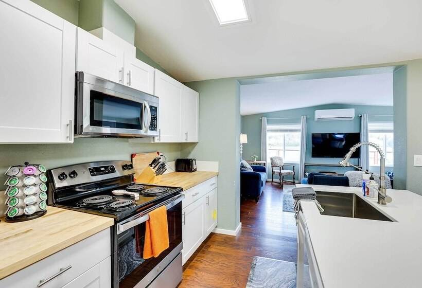 Serene Sequim Retreat W/ Deck: Pets Welcome!