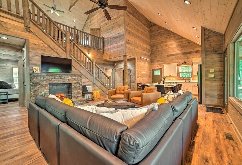 Sevierville Cabin W/ Hot Tub & Heated Indoor Pool