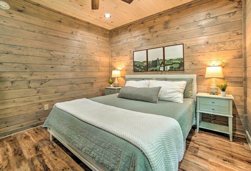 Sevierville Cabin W/ Hot Tub & Heated Indoor Pool