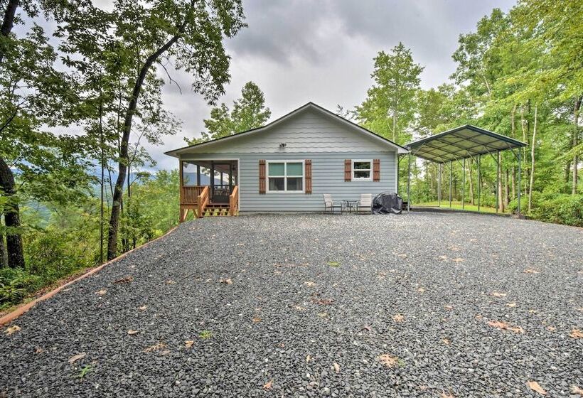 Sky Blue Overlook   Hot Tub & Screened Porch!