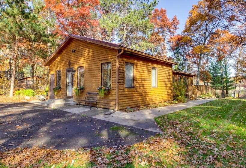Spacious Cabin On Cross Lake: Treehouse & Sauna!