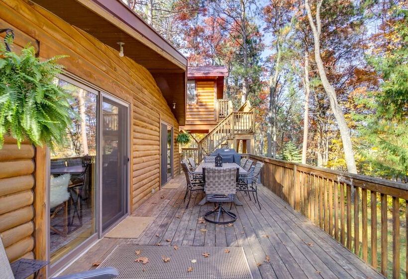 Spacious Cabin On Cross Lake: Treehouse & Sauna!