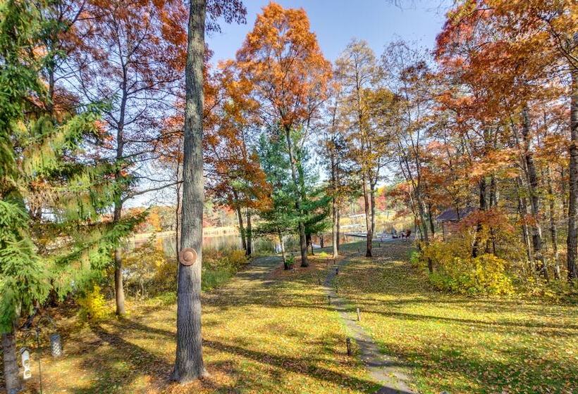 Spacious Cabin On Cross Lake: Treehouse & Sauna!