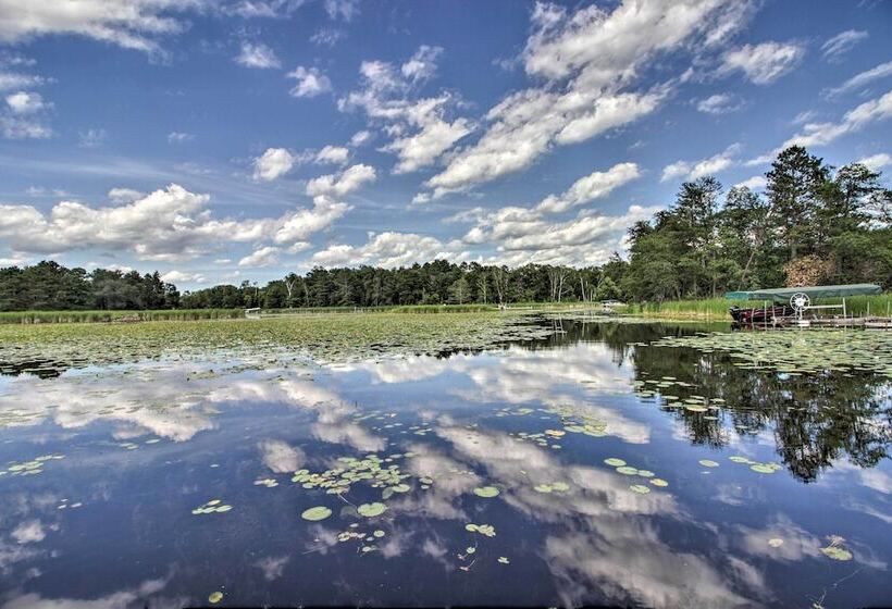 Spacious Cabin On Cross Lake: Treehouse & Sauna!