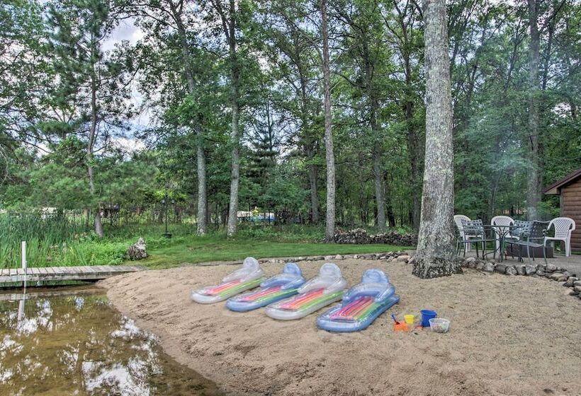 Spacious Cabin On Cross Lake: Treehouse & Sauna!