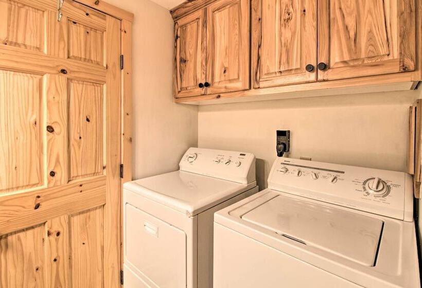 Spacious Cabin On Cross Lake: Treehouse & Sauna!