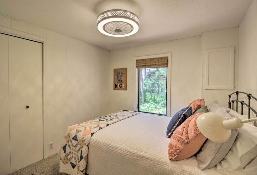 Spacious Cabin On Cross Lake: Treehouse & Sauna!