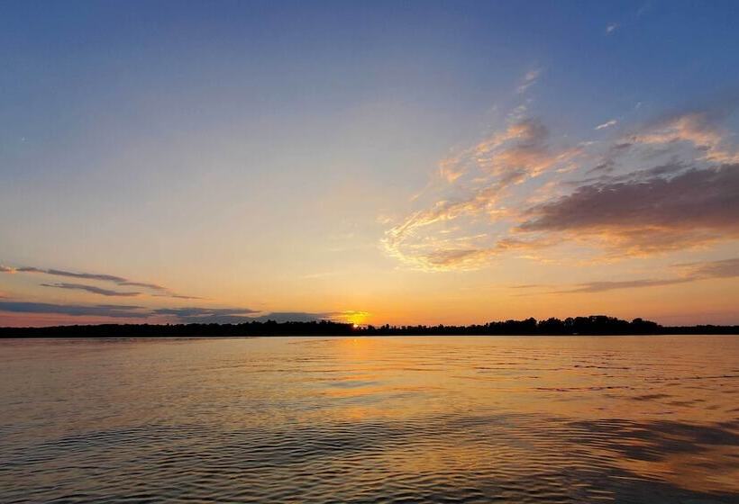 Spacious Cabin On Cross Lake: Treehouse & Sauna!