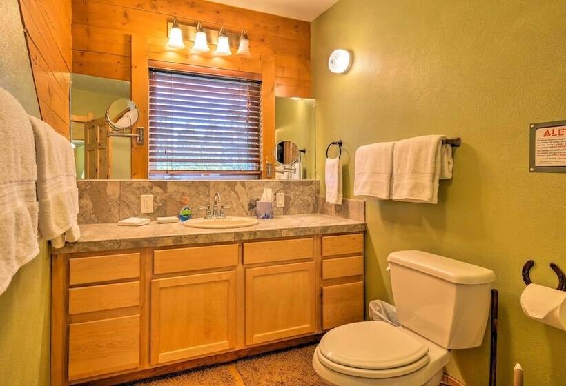 Spacious Fairplay Cabin W/ Deck & Dry Sauna!