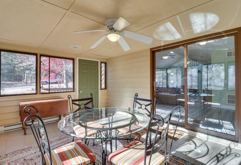 Spacious Family Home W/ Deck At Massanutten Resort