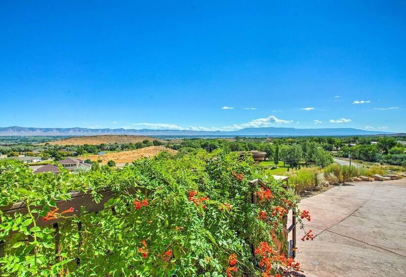 Spacious Grand Junction Home W/ Mountain View