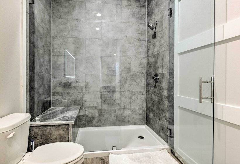 Spacious Gulfport Home   Walk To Beach!