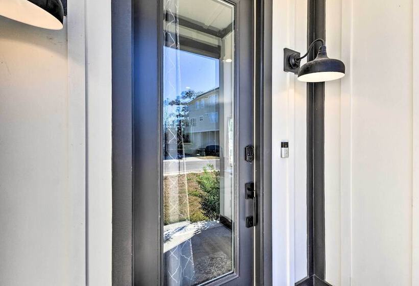 Spacious Gulfport Home   Walk To Beach!