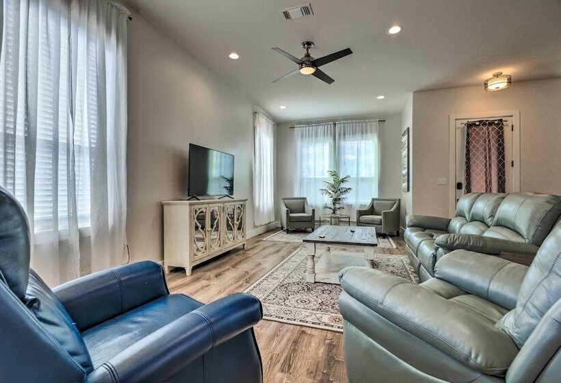 Spacious Gulfport Home   Walk To Beach!