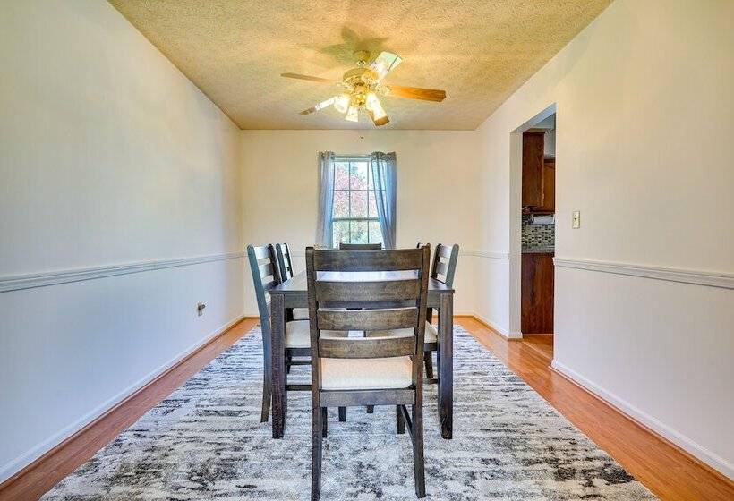 Spacious Home W/ Deck   9 Mi To Downtown Columbus