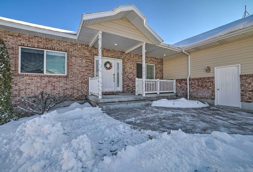 Spacious Idaho Home: Ski, Hike, & Fish!