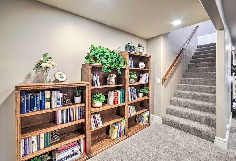 Spacious Idaho Home: Ski, Hike, & Fish!