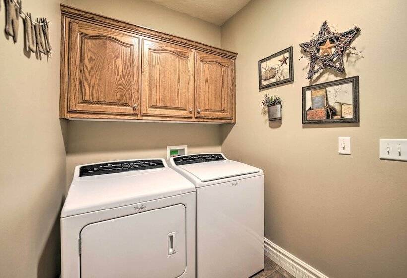 Spacious Idaho Home: Ski, Hike, & Fish!