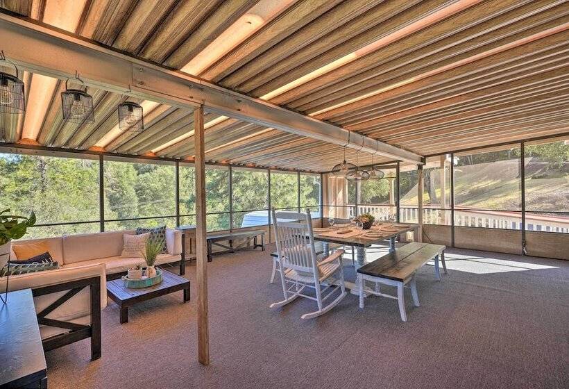 Jackson Escape W/ Hot Tub & Mtn Views!