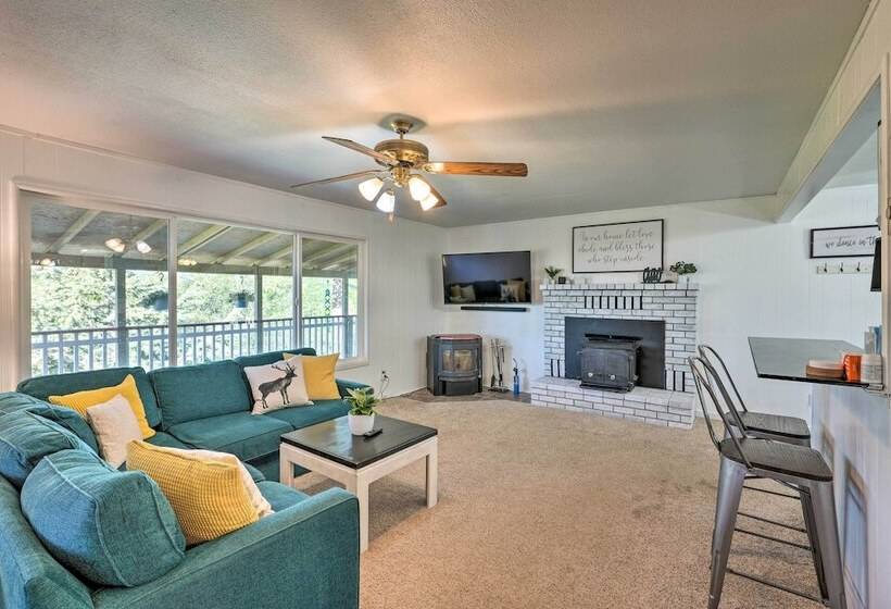 Jackson Escape W/ Hot Tub & Mtn Views!