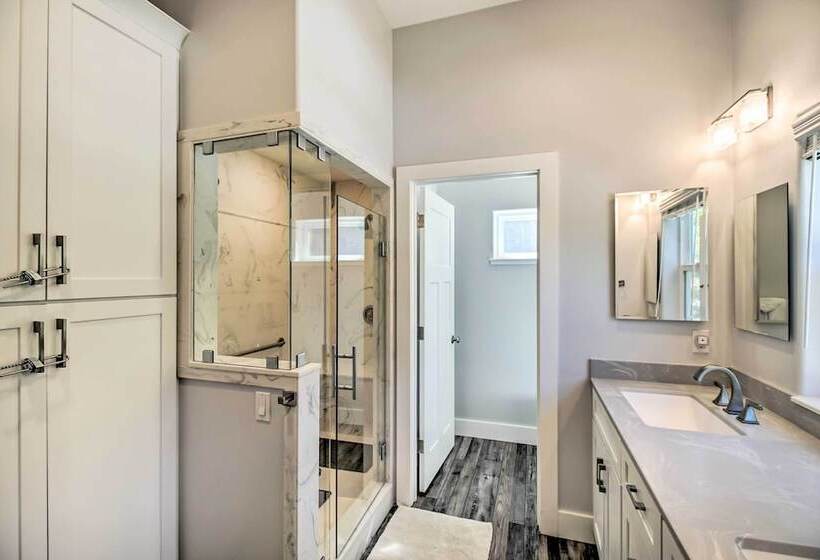 Spacious Lakeport House On Clear Lake W/ Dock