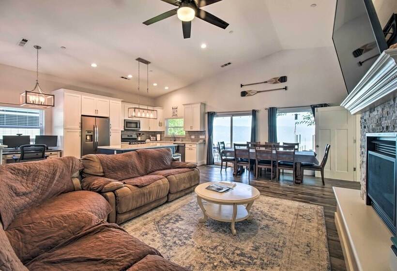 Spacious Lakeport House On Clear Lake W/ Dock