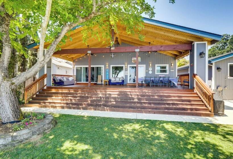 Spacious Lakeport House On Clear Lake W/ Dock