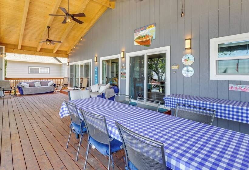 Spacious Lakeport House On Clear Lake W/ Dock