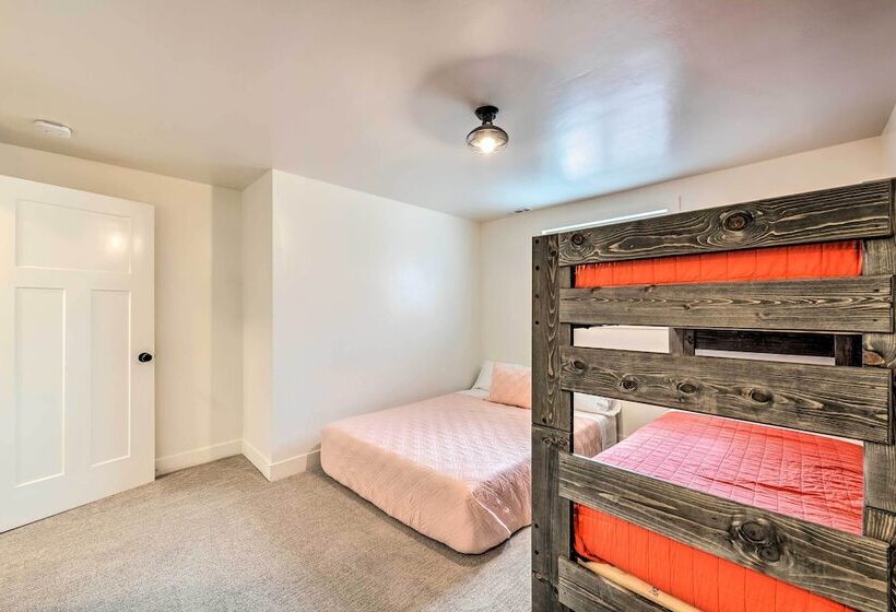 Spacious Layton Retreat W/ Private Hot Tub!