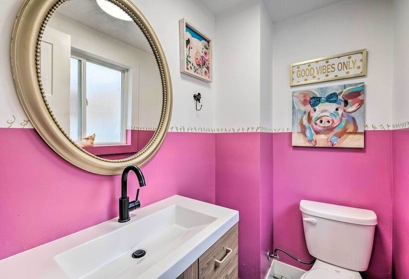 Spacious Layton Retreat W/ Private Hot Tub!