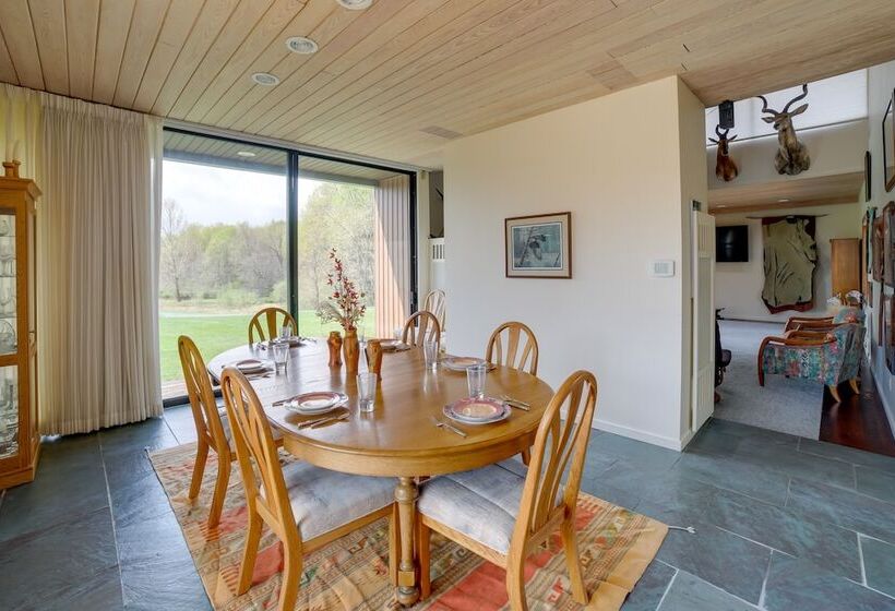 Spacious Plymouth Hideaway On Acreage W/ Lake!