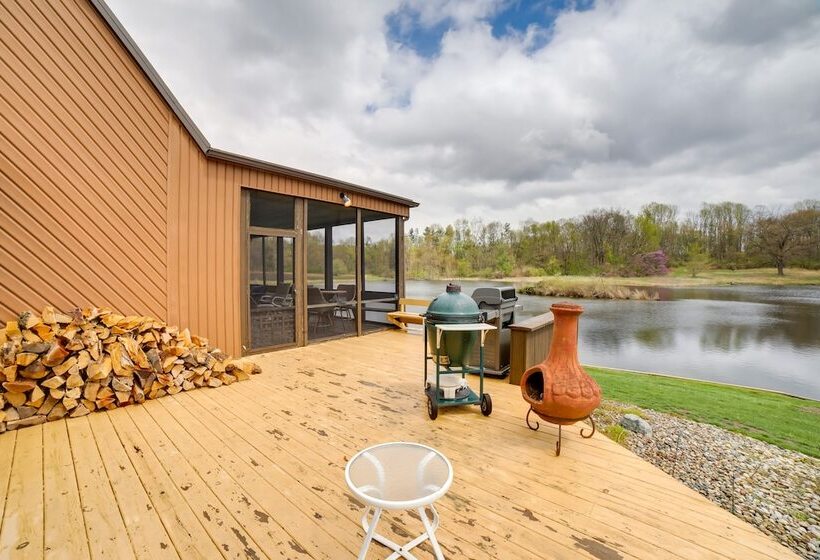 Spacious Plymouth Hideaway On Acreage W/ Lake!