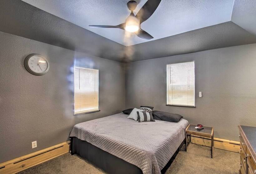 Spacious Sheboygan Home W/ Grill & Fire Pit!