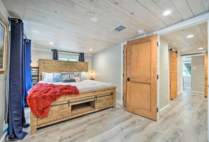 Stunning Blanco Home W/ Direct River Access!