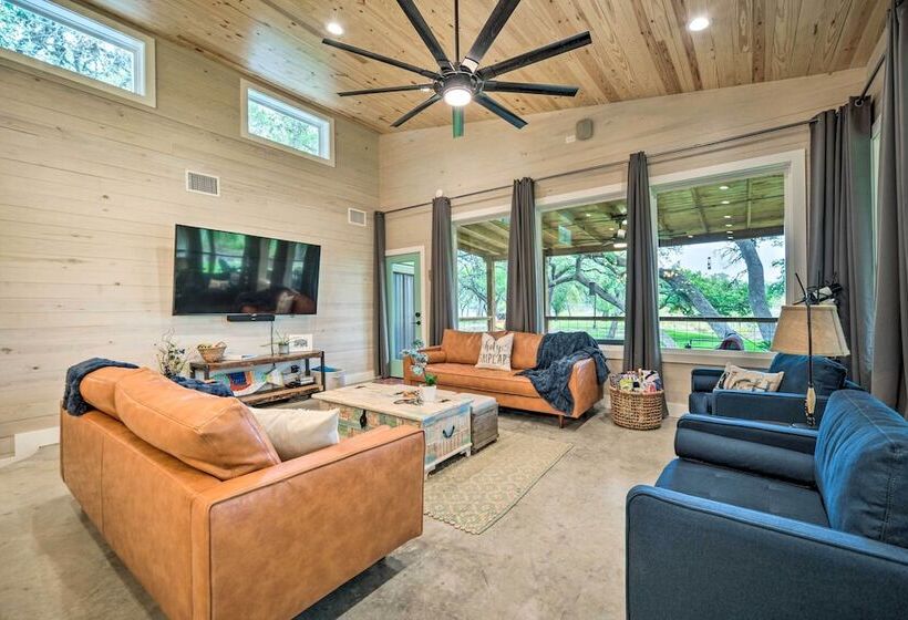 Stunning Blanco Home W/ Direct River Access!