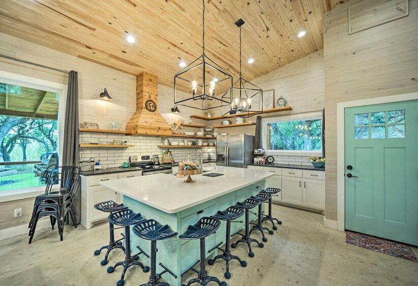 Stunning Blanco Home W/ Direct River Access!