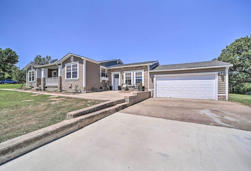 Stunning Oklahoma Home ~ 3 Mi To Spiro Mounds