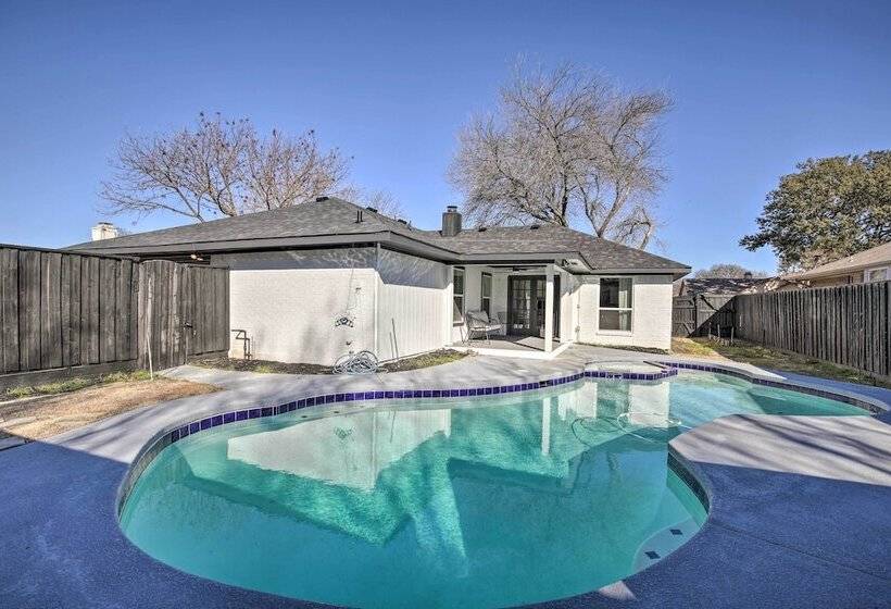 Stunning Plano Home W/ Private Pool & Hot Tub