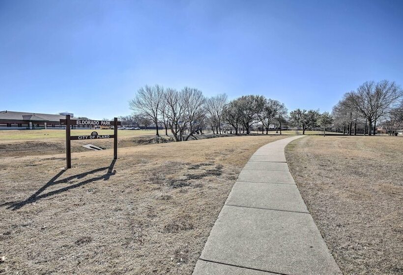 Stunning Plano Home W/ Private Pool & Hot Tub