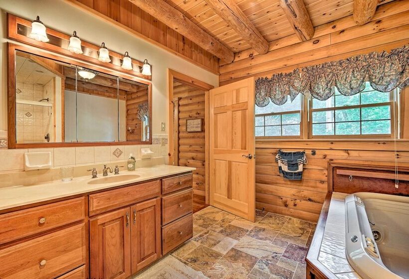 Stunning Vermont Cabin W/ Private Lake Access