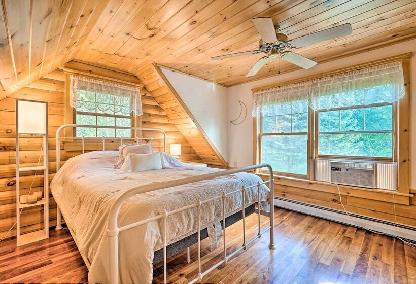 Stunning Vermont Cabin W/ Private Lake Access