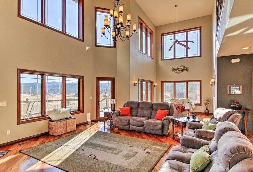 Sturgis Vacation Rental W/ Hot Tub & Game Room!