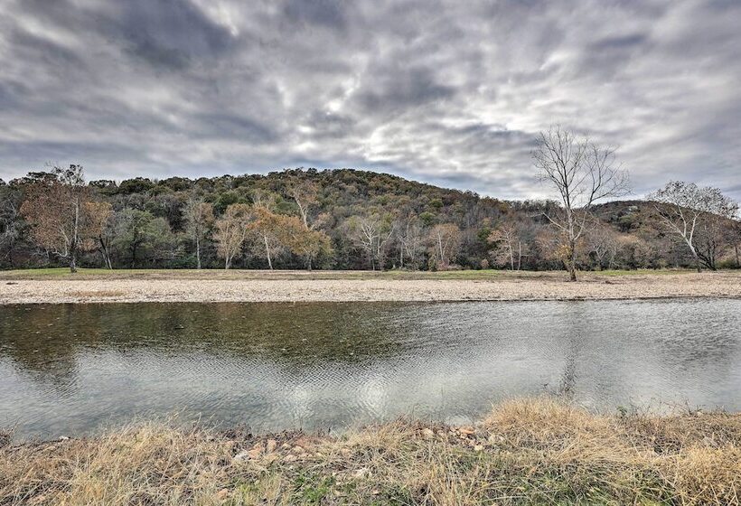 Lavish Riverfront Escape W/ Gas Grill!