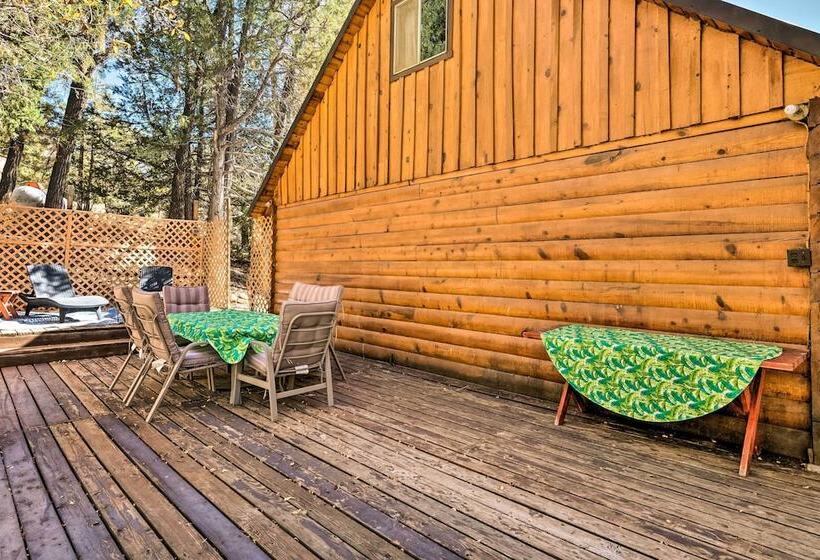 Sun Lit Orangeville Cabin W/ River Access!