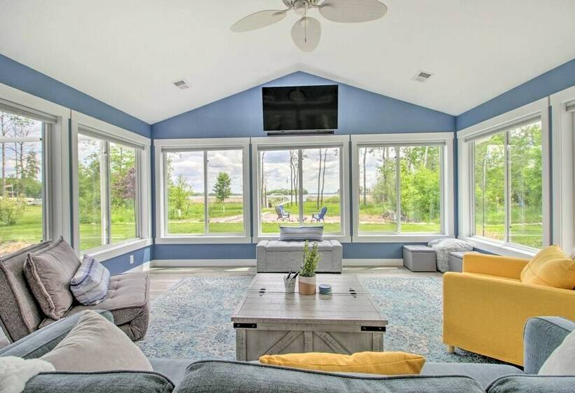 Sunny Lakefront Home W/ Fire Pit + Boat Dock!