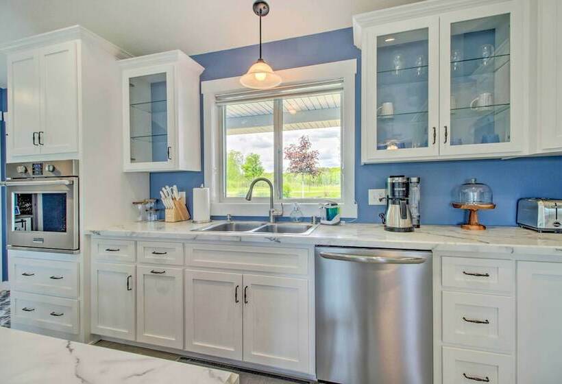 Sunny Lakefront Home W/ Fire Pit + Boat Dock!