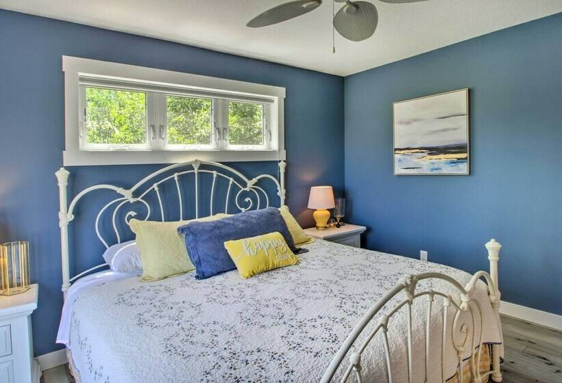 Sunny Lakefront Home W/ Fire Pit + Boat Dock!