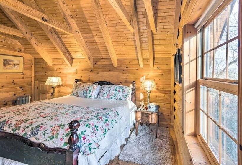 Superb Linville Mountain Cabin W/ Wraparound Decks