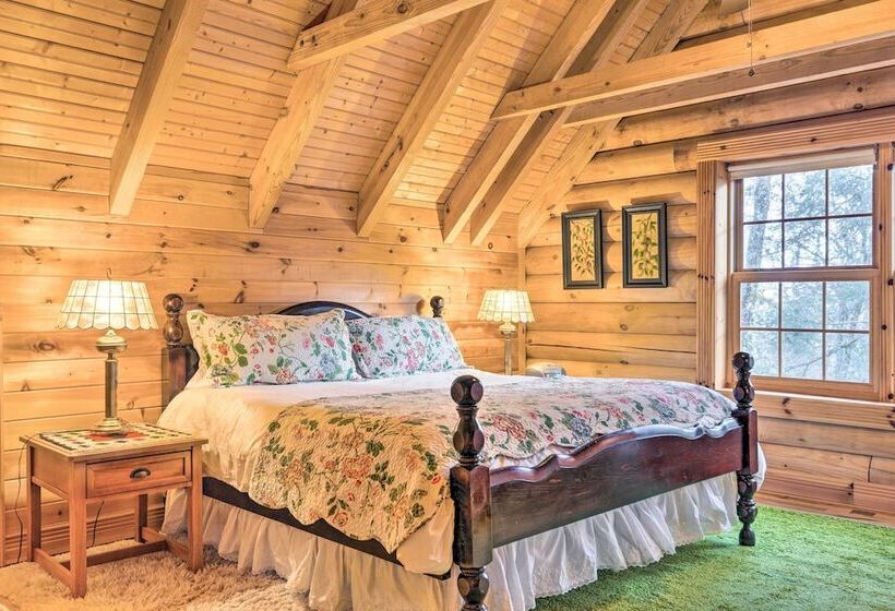 Superb Linville Mountain Cabin W/ Wraparound Decks