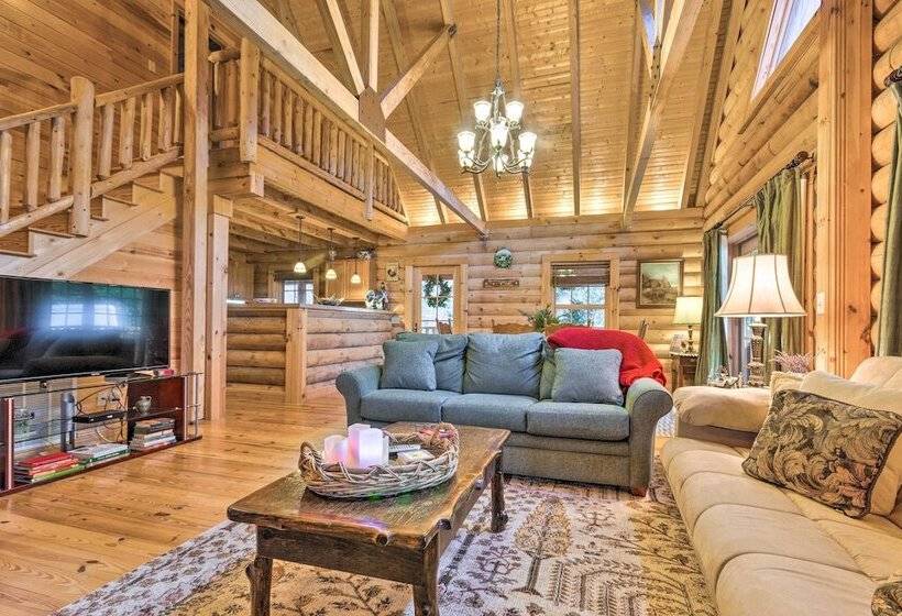 Superb Linville Mountain Cabin W/ Wraparound Decks